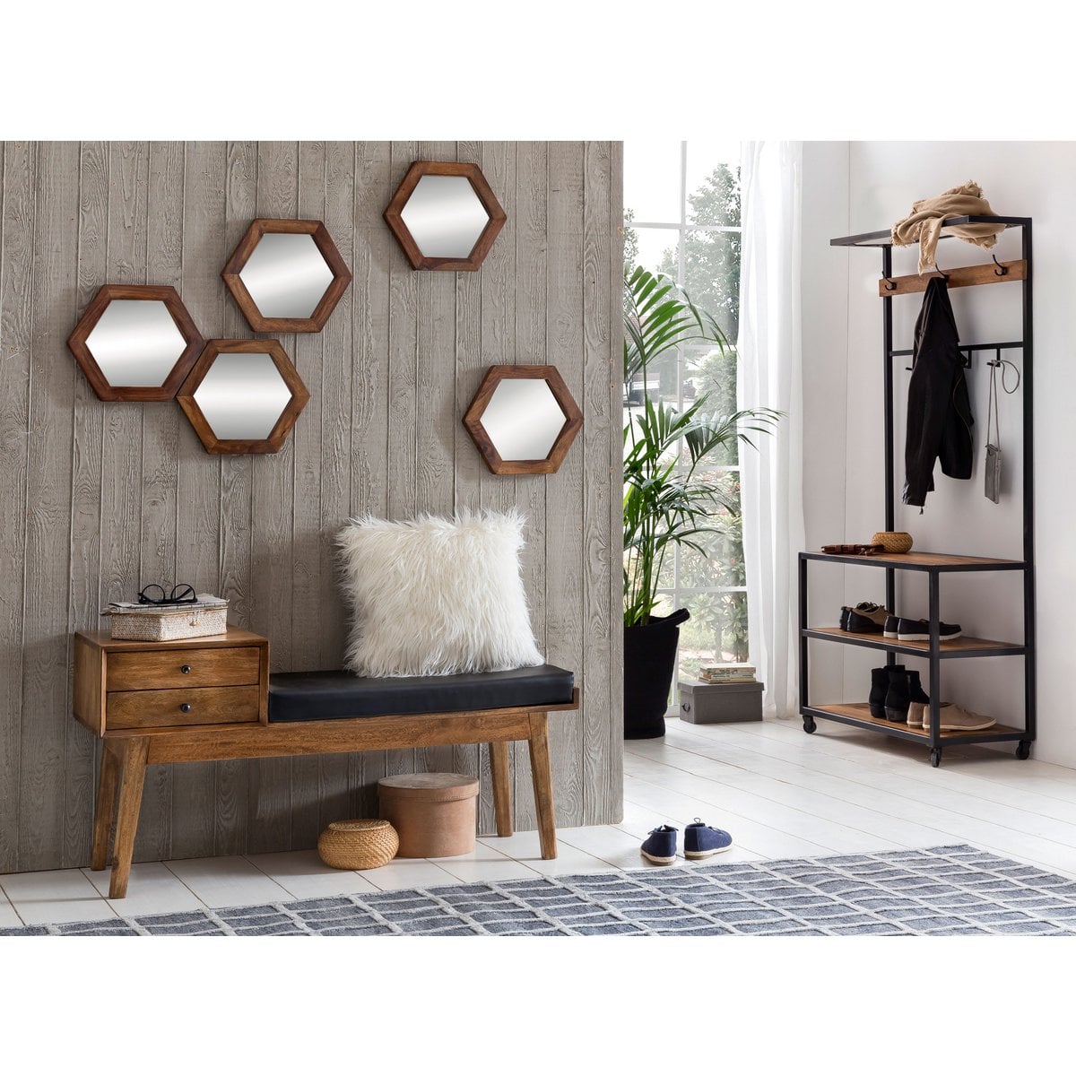 Sitzbank aus Mangoholz braun 120 cm mit Schublade | VIA X SELECTION