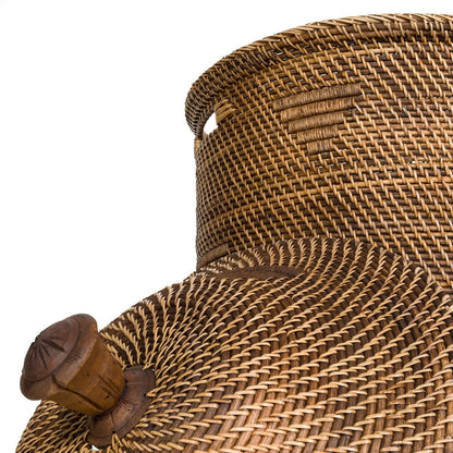Wäschekorb aus Rattan natur-braun mit Deckel, 50 × 50 × 90 cm | VIA X SELECTION