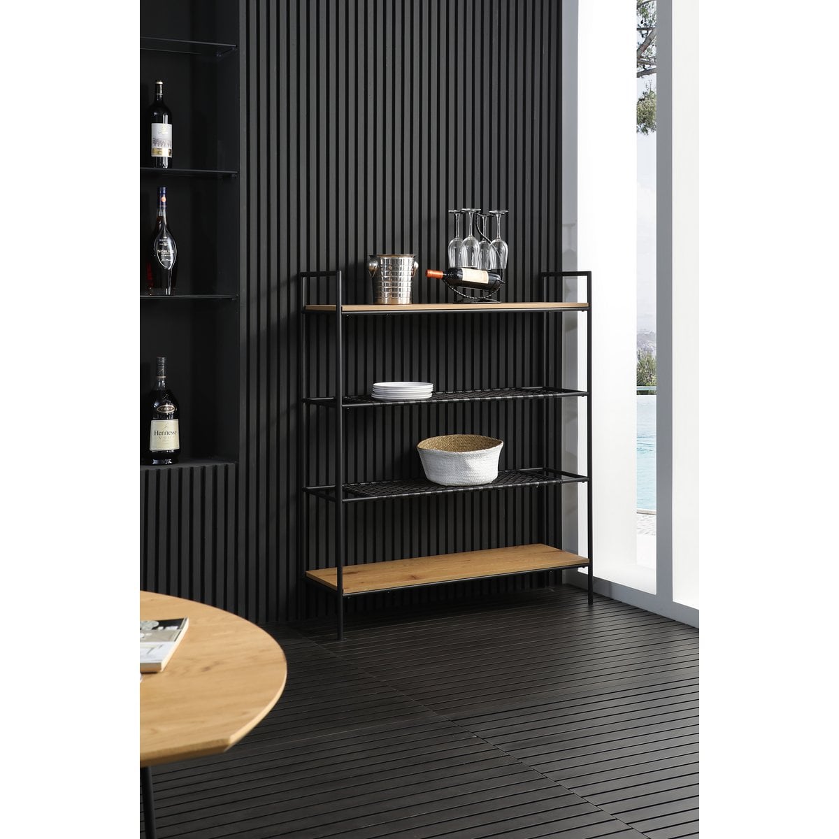 Bücherregal mit Polyrattan und naturfarbenen Ablagen, 34 × 110 × 129 cm | VIA X SELECTION