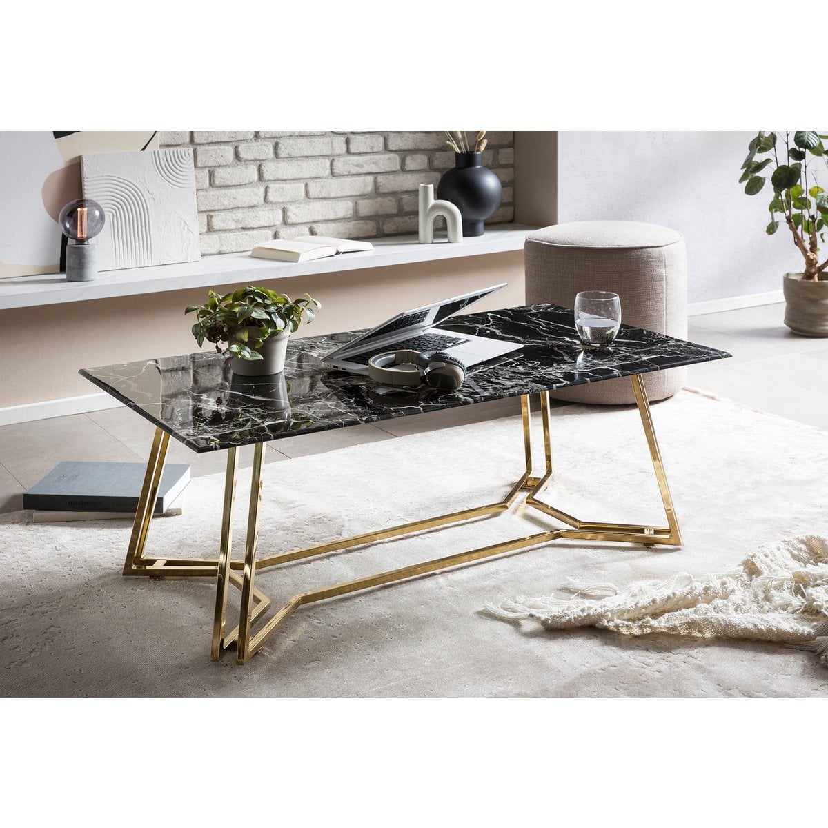 Couchtisch mit Glasplatte in Marmoroptik und goldfarbenem Gestell, 110 × 60 × 40 cm | VIA X SELECTION