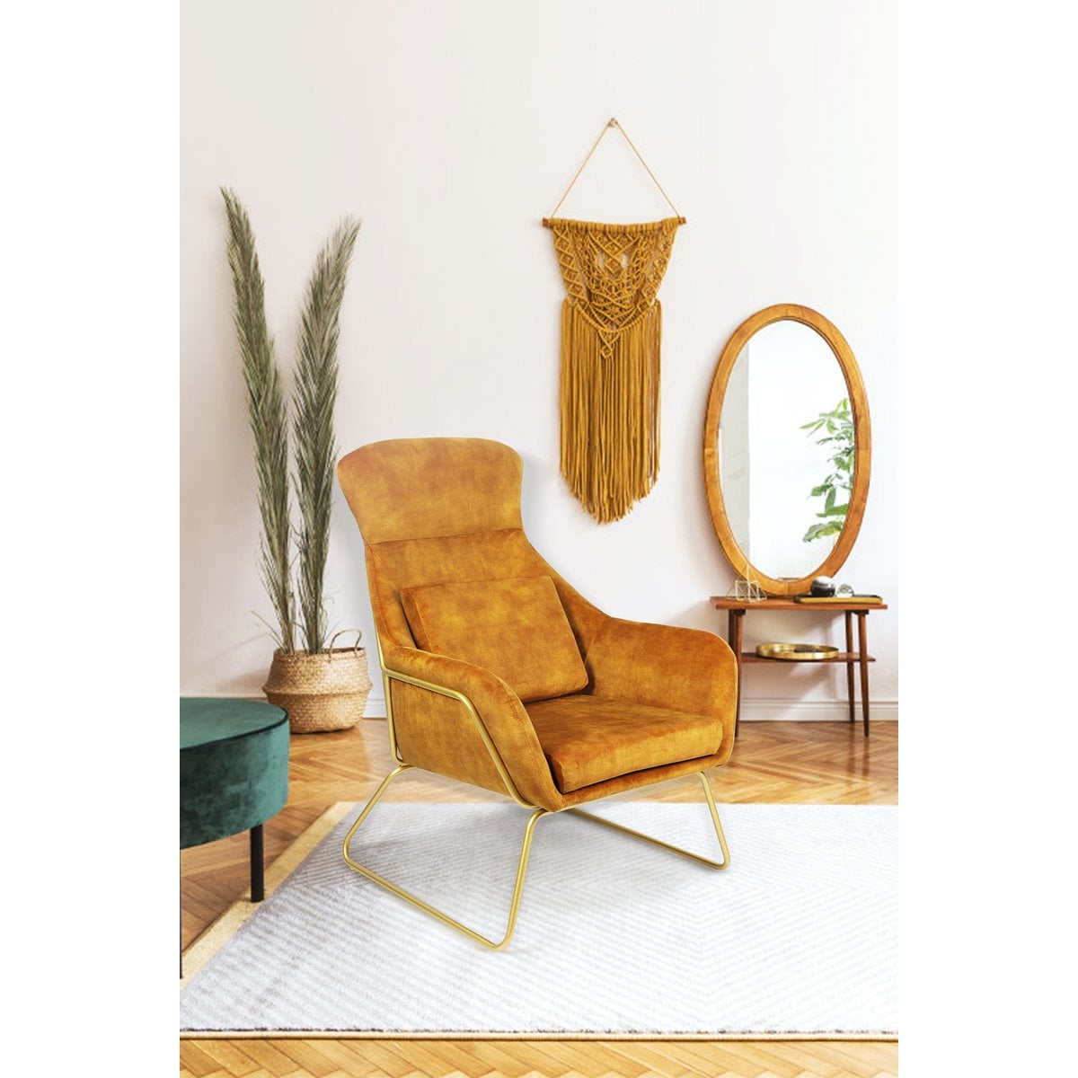 Relaxsessel aus Velours gold mit messingfarbenem Gestell | VIA X SELECTION
