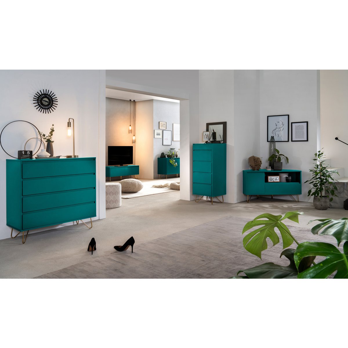 Sideboard blau mit 2 Türen und 3 Schubladen, 40 × 150 × 70 cm | VIA X SELECTION
