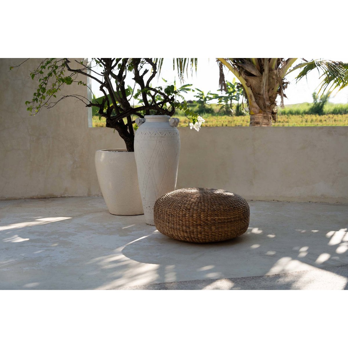 Pouf aus Wasserhyazinthe in Natur | VIA X SELECTION