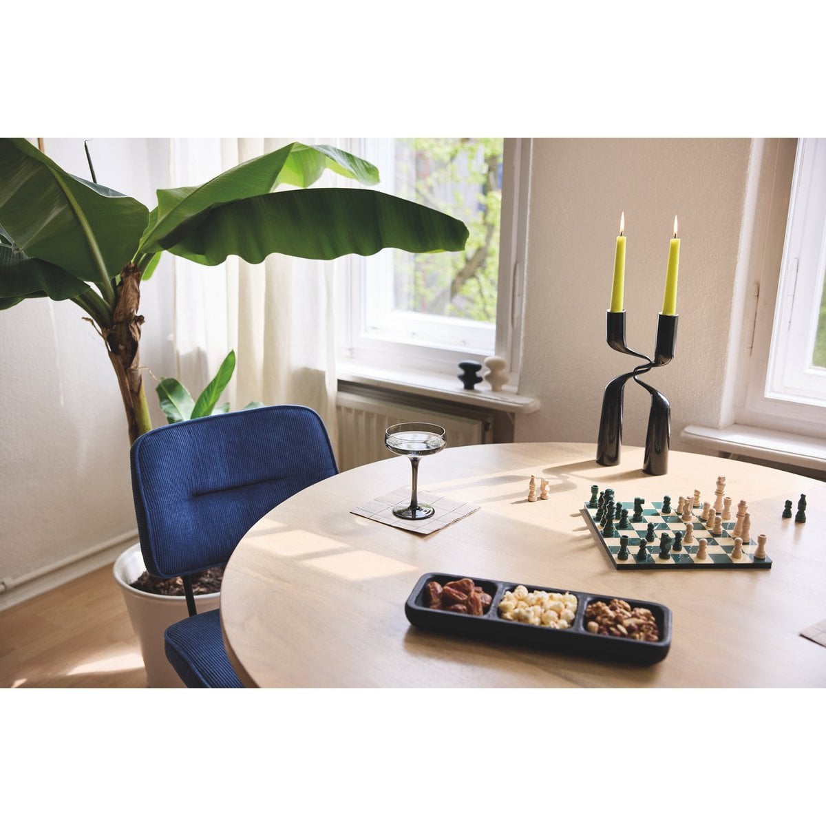 TOM TAILOR Home runder Esstisch Mangoholz gerippter Mittelfuß 120 cm | VIA X SELECTION