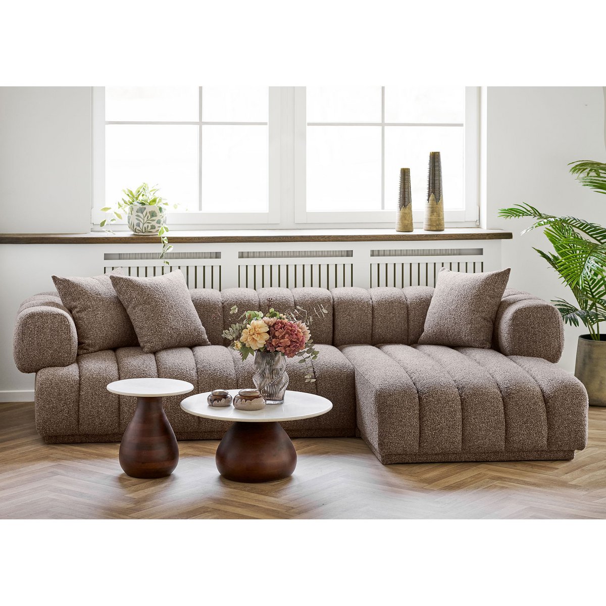 Runder Beistelltisch aus Marmor und Mangoholz, Ø, 40 × 41 cm | VIA X SELECTION