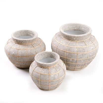 Große Terrakotta-Vase in Betongrau und in Natur | VIA X SELECTION